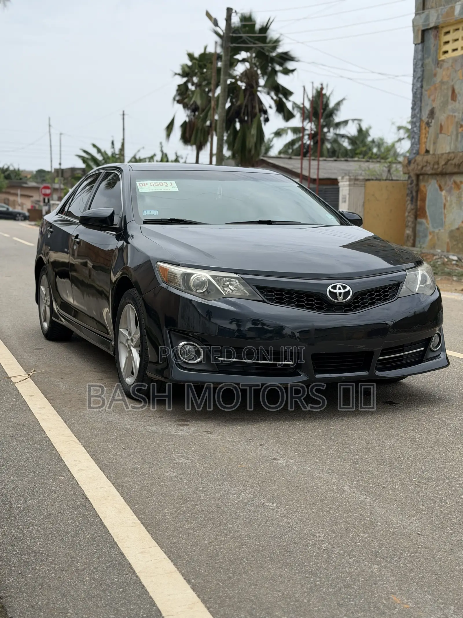 Toyota Camry SE 4dr Sedan (2.5L 4cyl 6A) 2014 Black