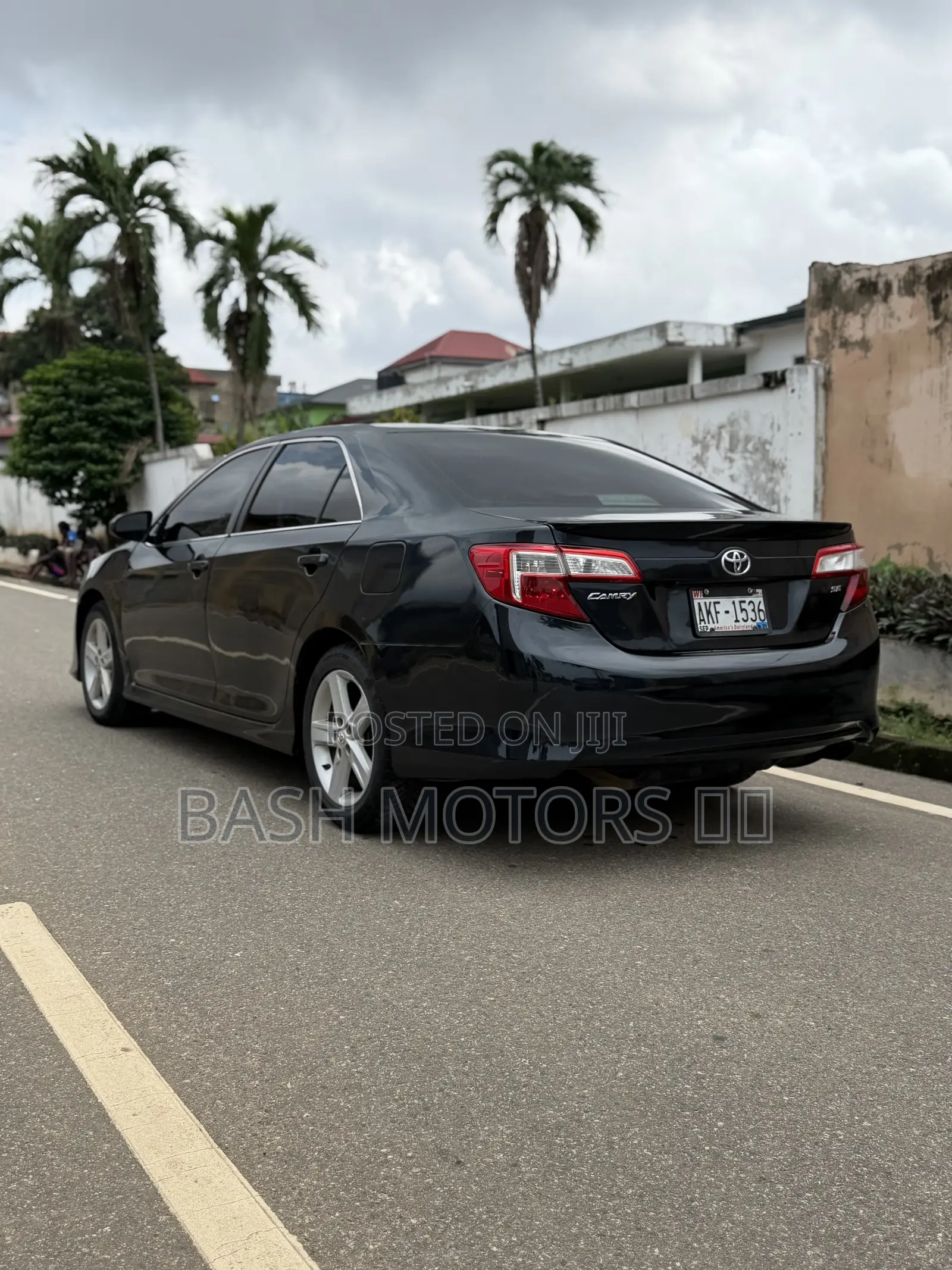 Toyota Camry SE 4dr Sedan (2.5L 4cyl 6A) 2014 Black