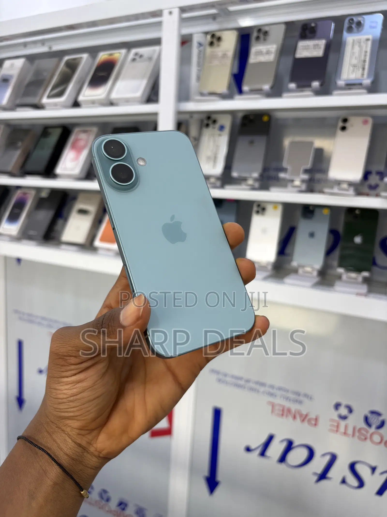 Apple iPhone 16 128 GB Green