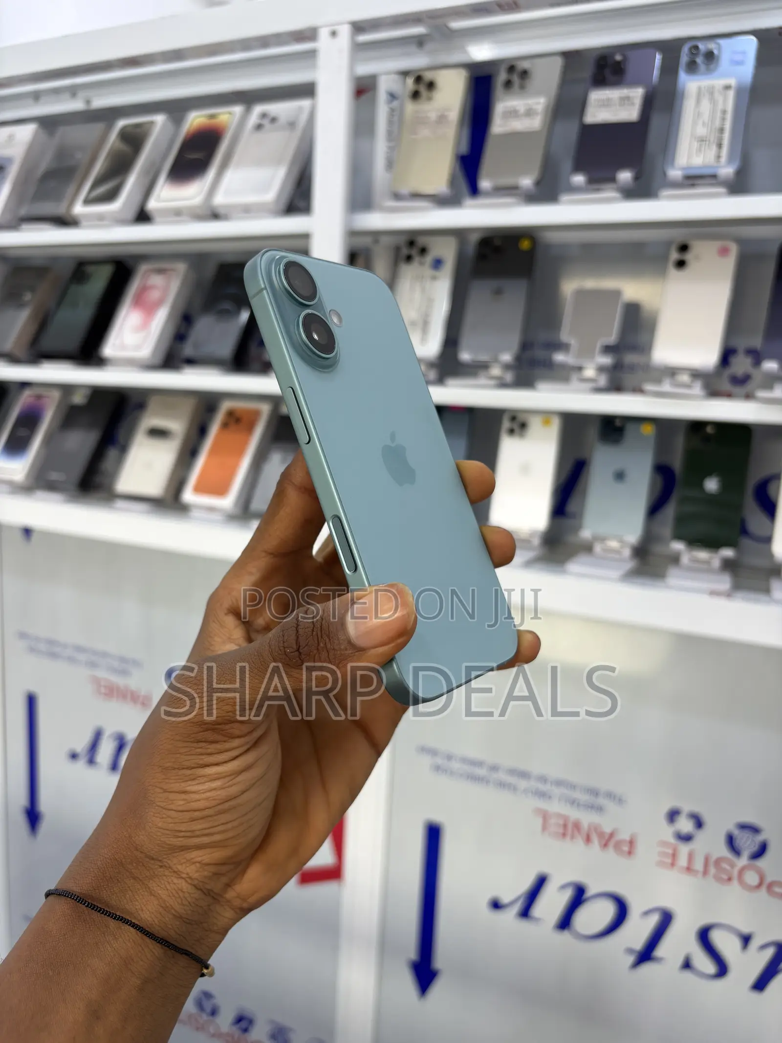 Apple iPhone 16 128 GB Green