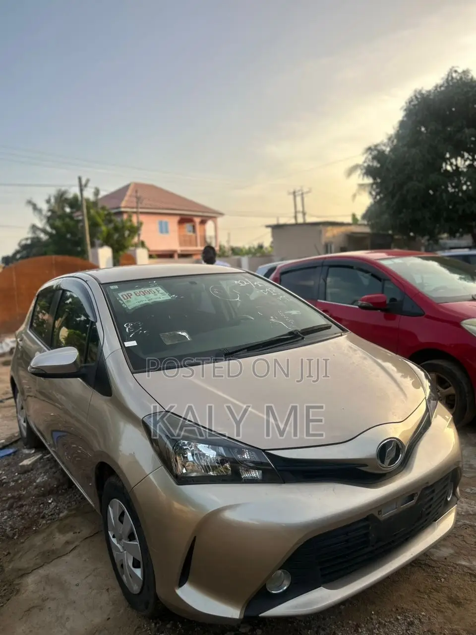 Toyota Vitz 2016 Brown