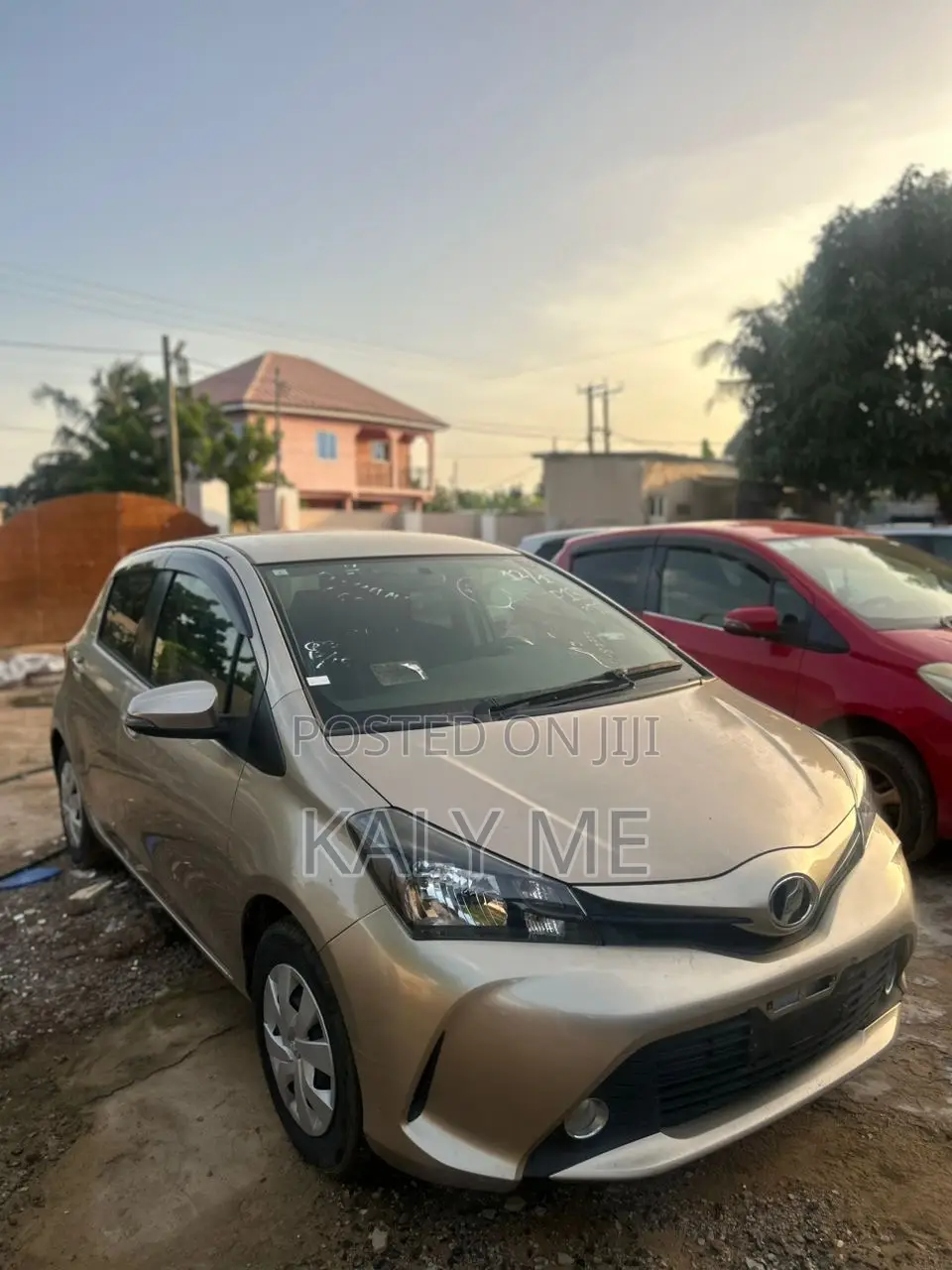 Toyota Vitz 2016 Brown