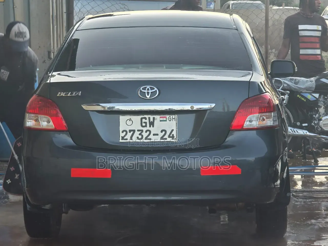 Toyota Belta 2010 Gray