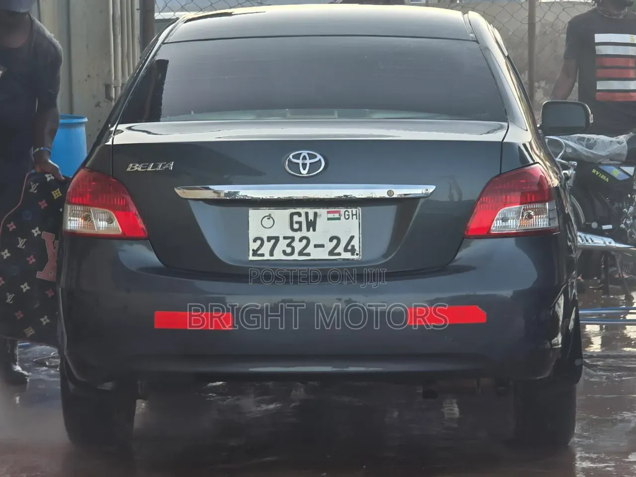Toyota Belta 2010 Gray