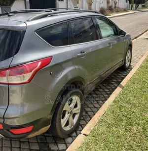 Ford Escape SE 4dr SUV (1.6L 4cyl Turbo 6A) 2014 Gray