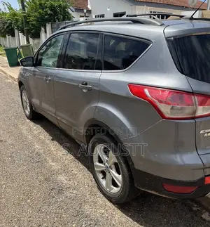 Ford Escape SE 4dr SUV (1.6L 4cyl Turbo 6A) 2014 Gray
