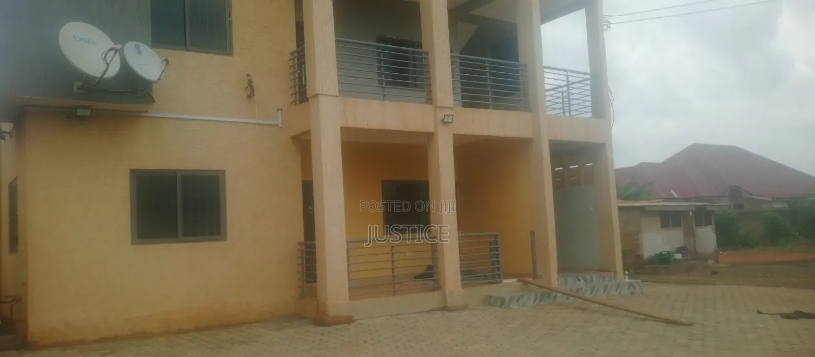 2bdrm Apartment in Ashieyie Adenta, Frafraha for rent