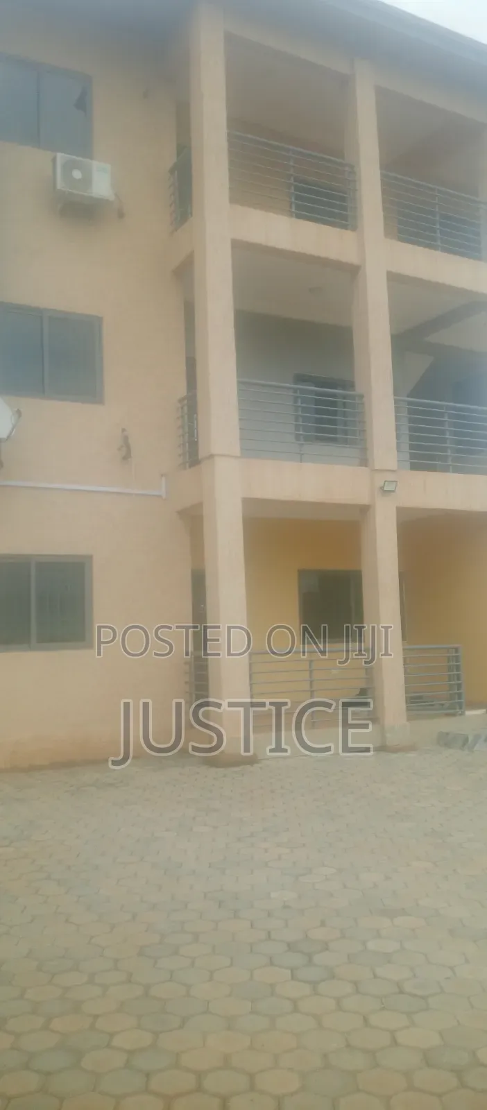 2bdrm Apartment in Ashieyie Adenta, Frafraha for rent