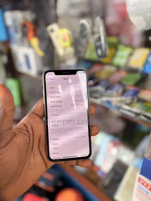 Apple iPhone X 64 GB White