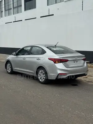 Hyundai Accent SE 2020 Silver