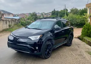 Toyota RAV4 Adventure 4dr SUV (2.5L 4cyl 6A) 2018 Black