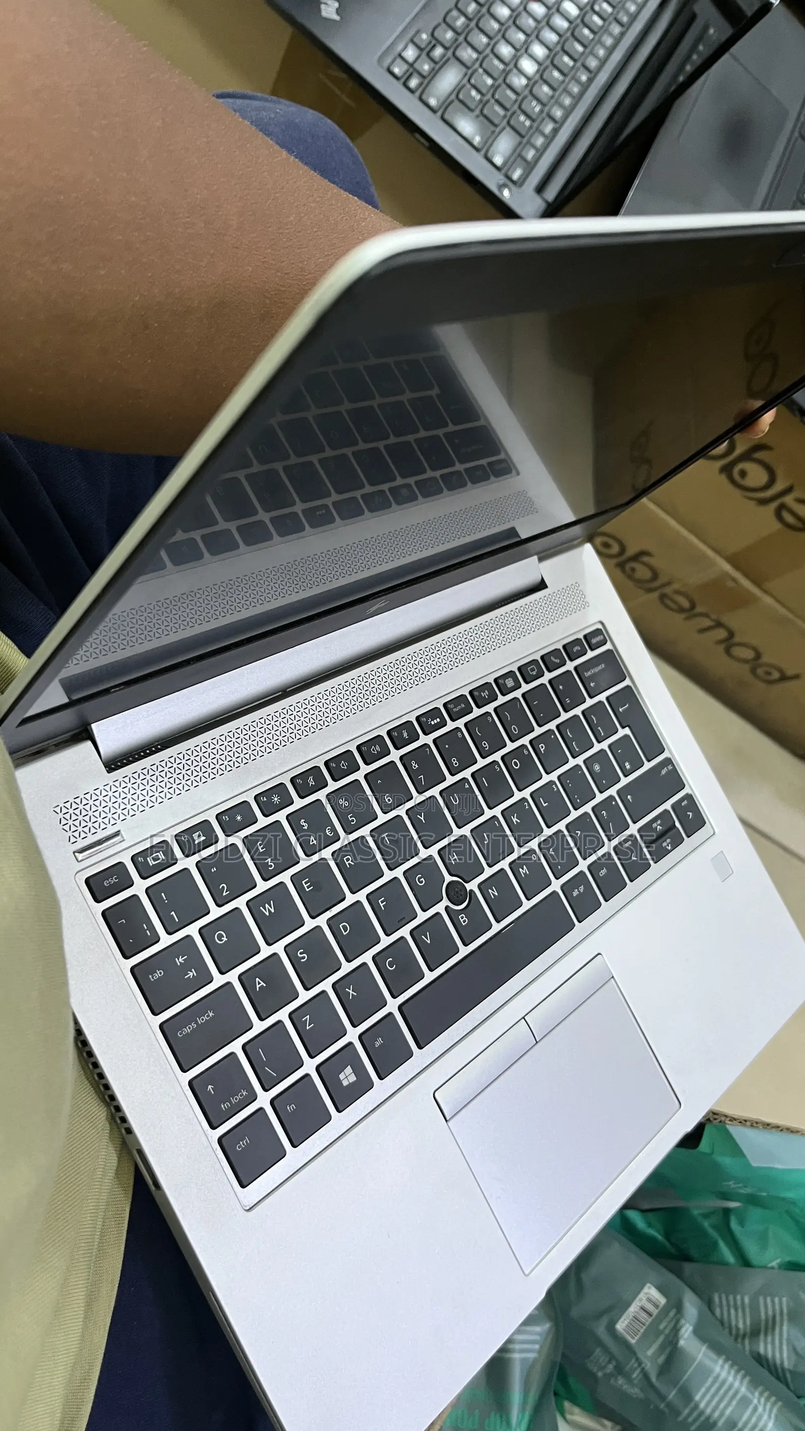 Server HP Easy Connect 8GB Intel Core i5 SSD 256GB