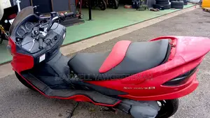 Suzuki Bike 2006 Red