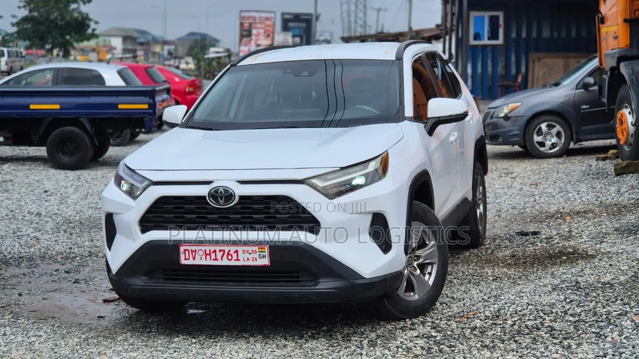 Toyota RAV4 2023 White