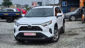 Toyota RAV4 2023 White