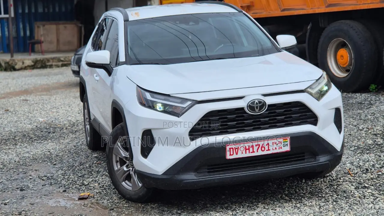 Toyota RAV4 2023 White