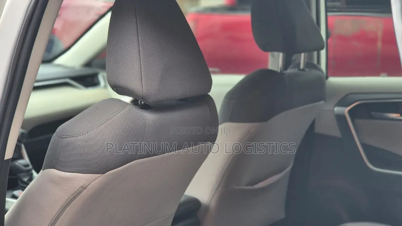 Toyota RAV4 2023 White