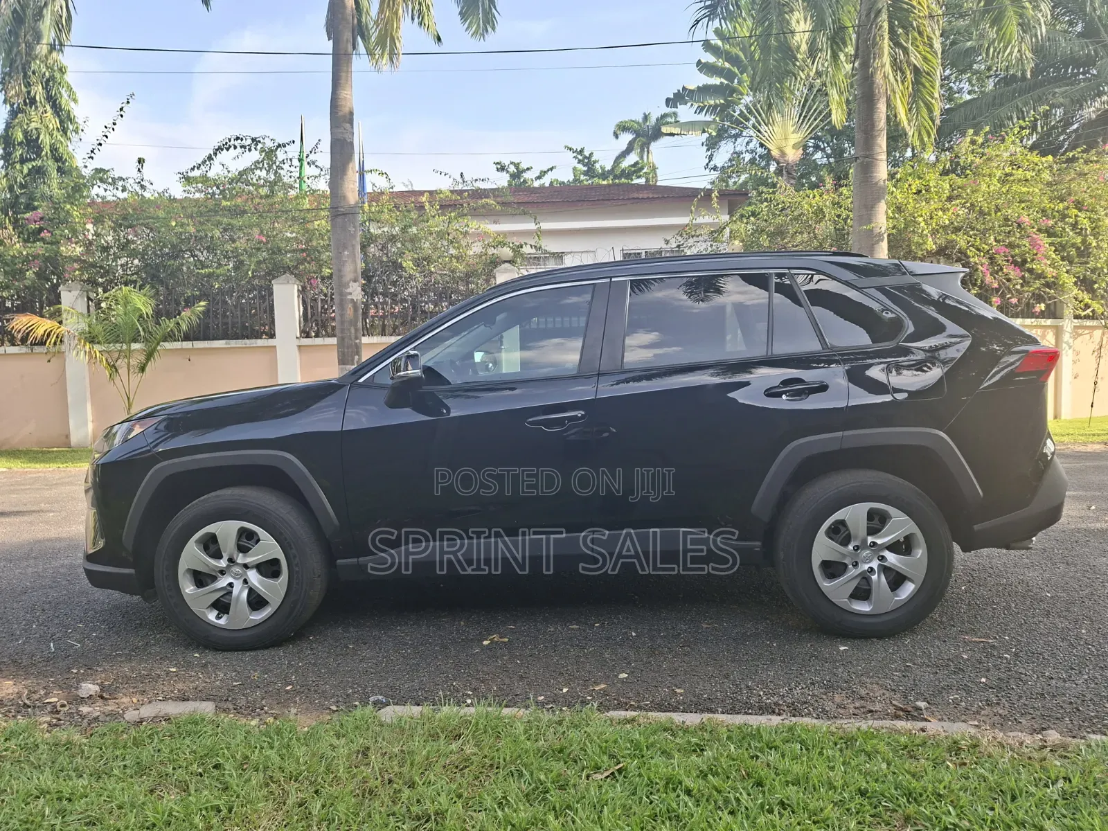 Toyota RAV4 2021 Black