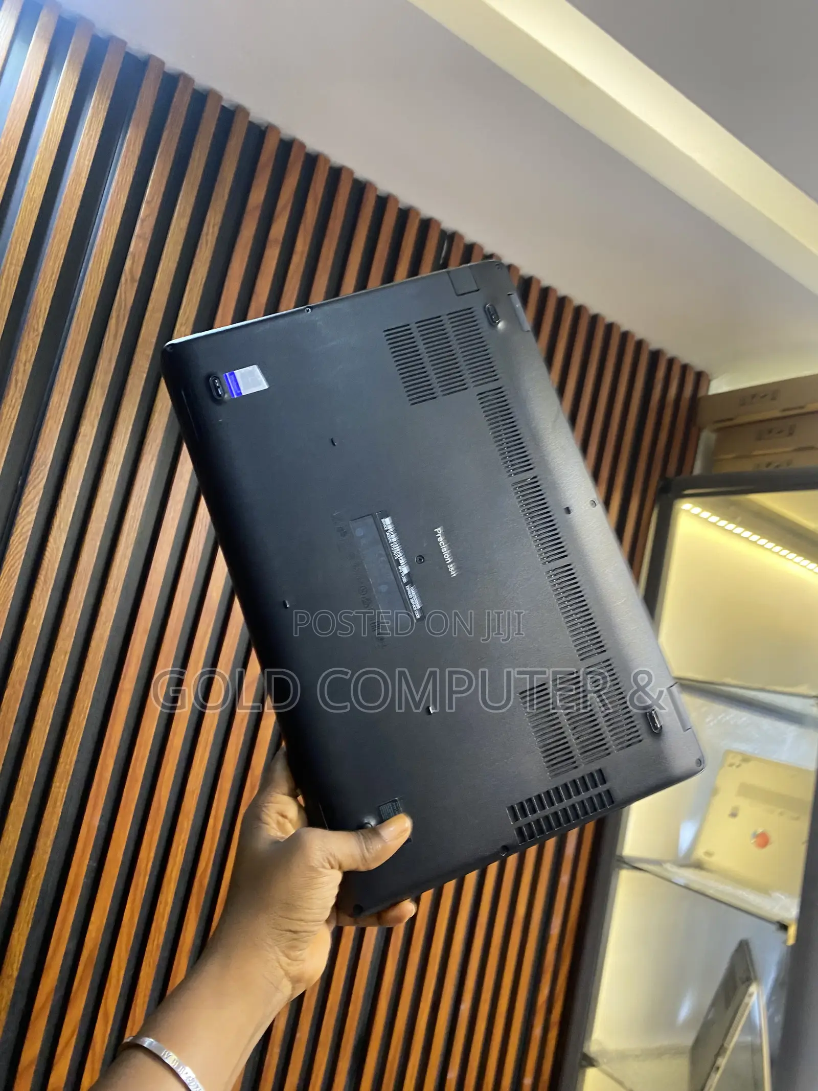Laptop Dell Precision 15 3541 32GB Intel Core i7 SSD 512GB