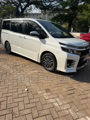 Toyota Voxy 2016 White