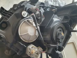 Voxy Headlight
