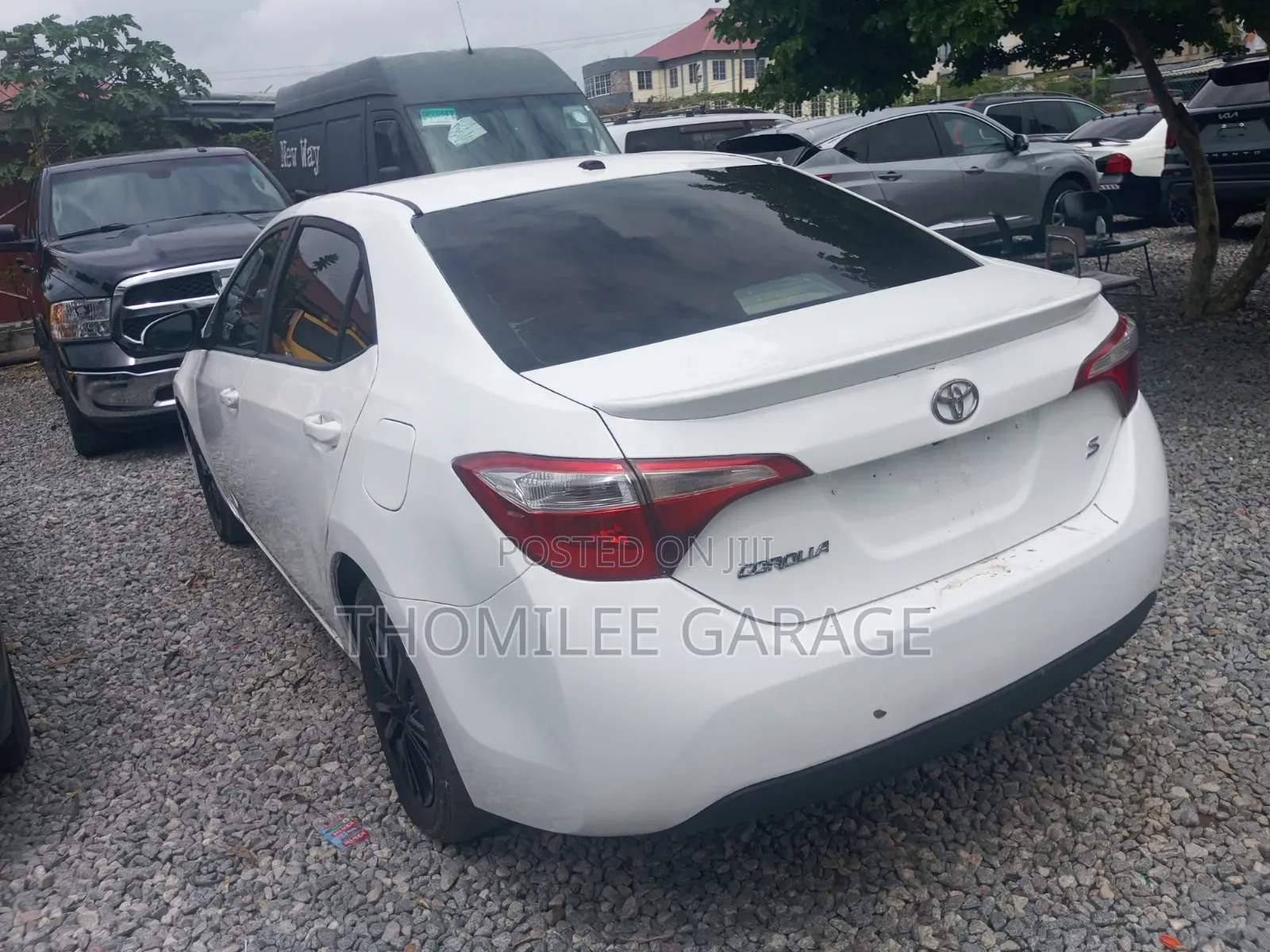 Toyota Corolla S 4dr Sedan (1.8L 4cyl CVT) 2014 White