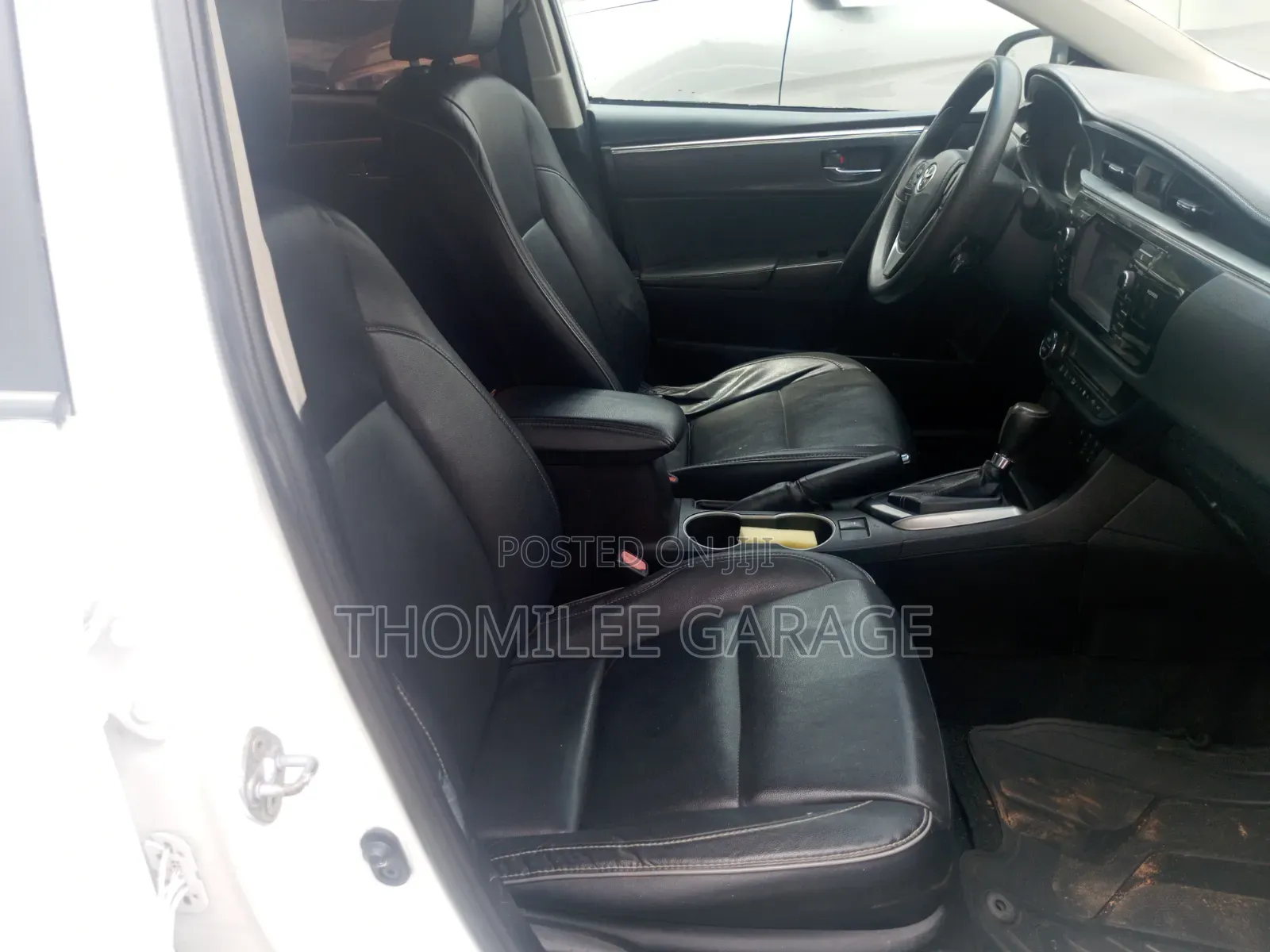 Toyota Corolla S 4dr Sedan (1.8L 4cyl CVT) 2014 White