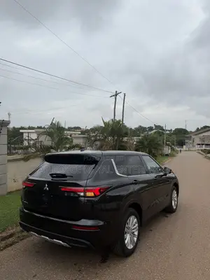 Mitsubishi Outlander ES 2022 Black