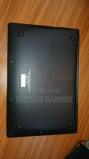 Laptop 4GB Intel SSD 250GB