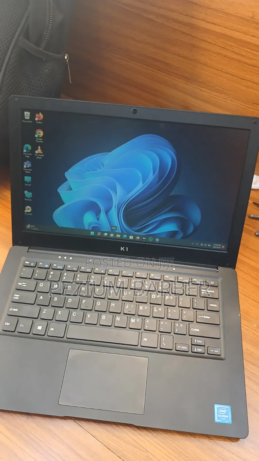 Laptop 4GB Intel SSD 250GB
