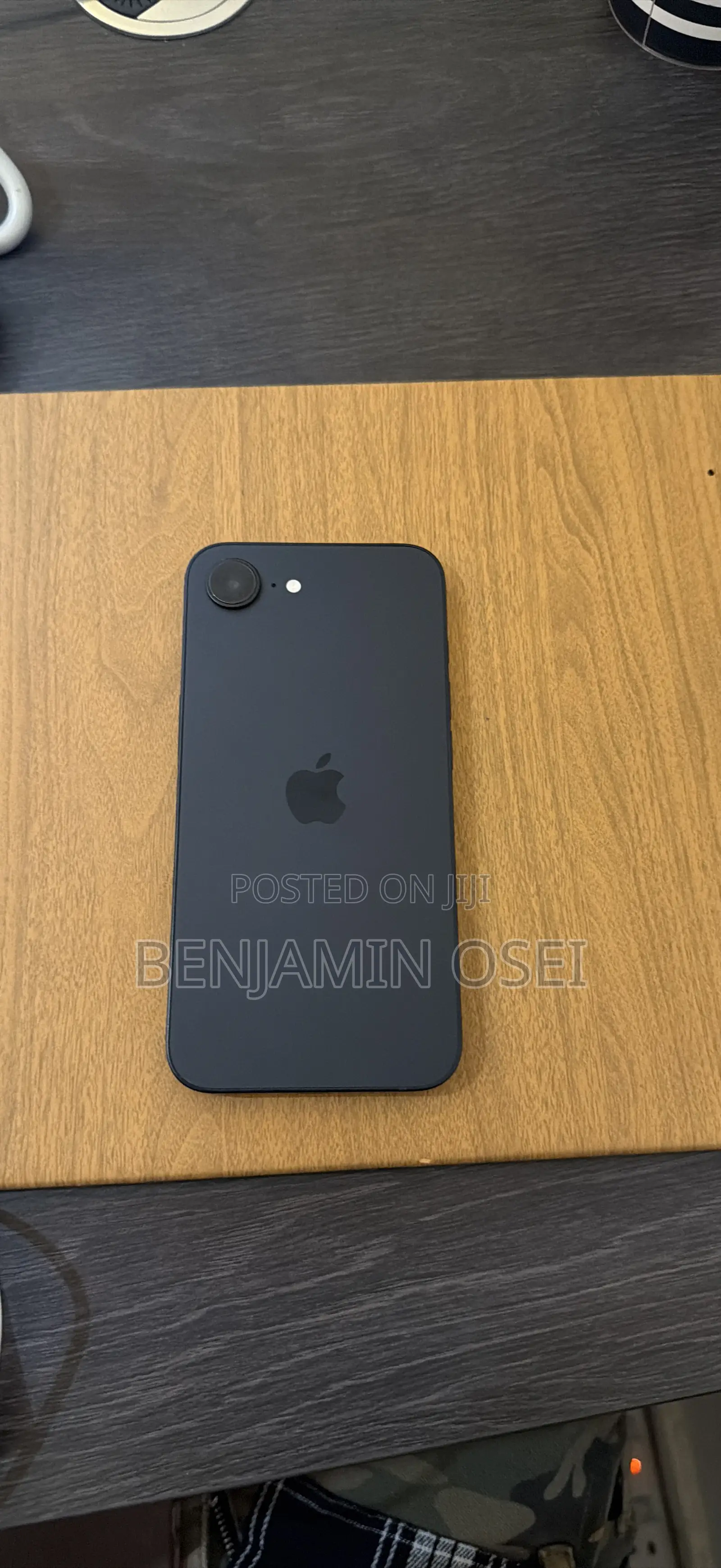 Apple iPhone 16e 128 GB Black