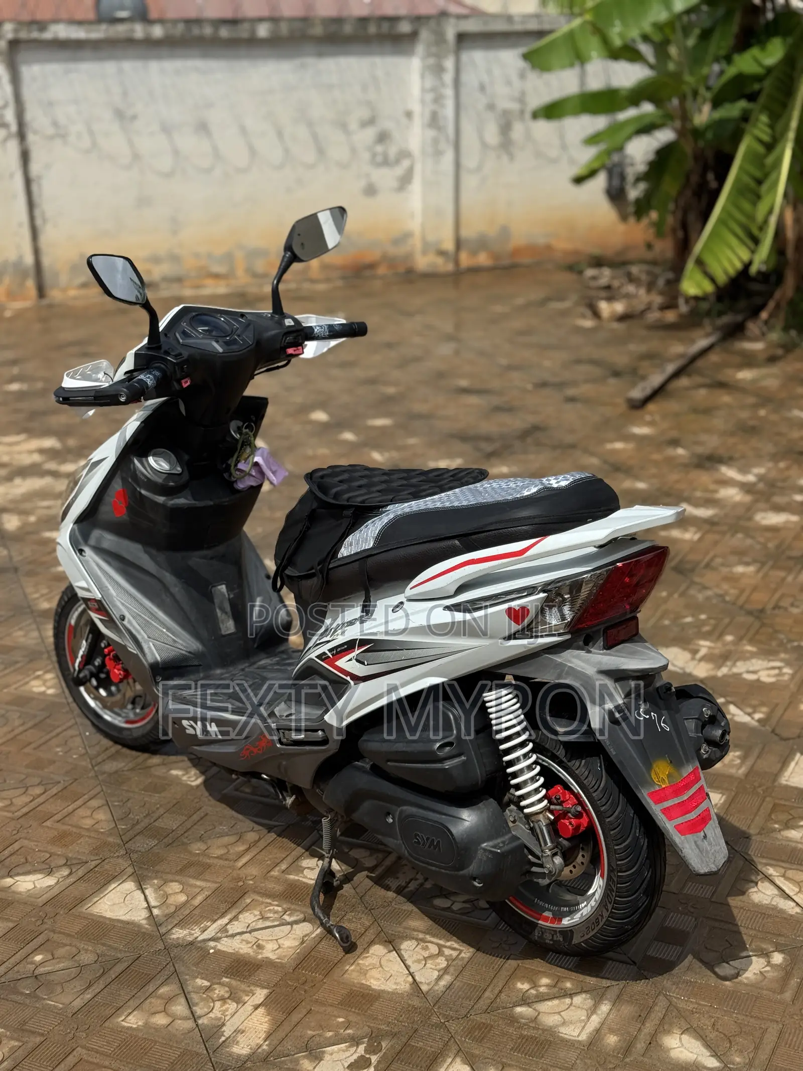 SYM Symnh 2020 White
