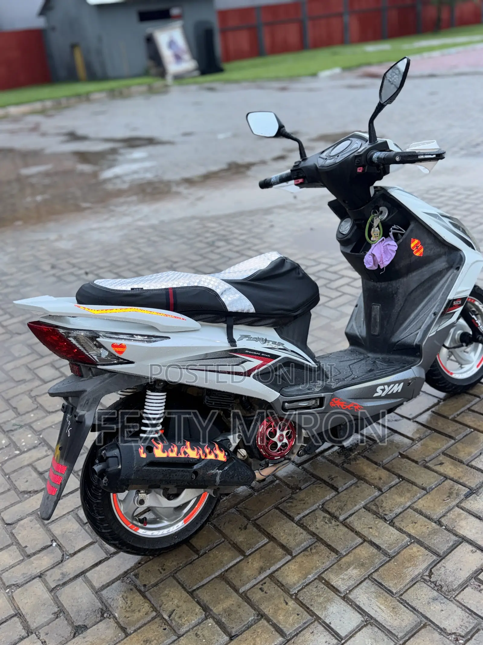 SYM Symnh 2020 White