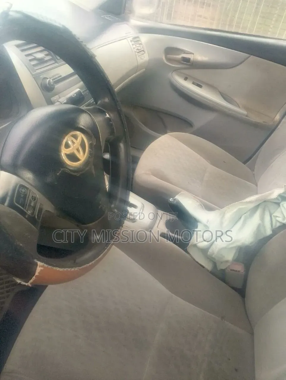 Toyota Yaris 2010 Black