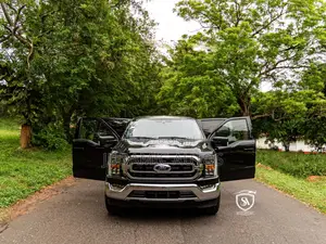 Ford F-150 XL 2023 Black