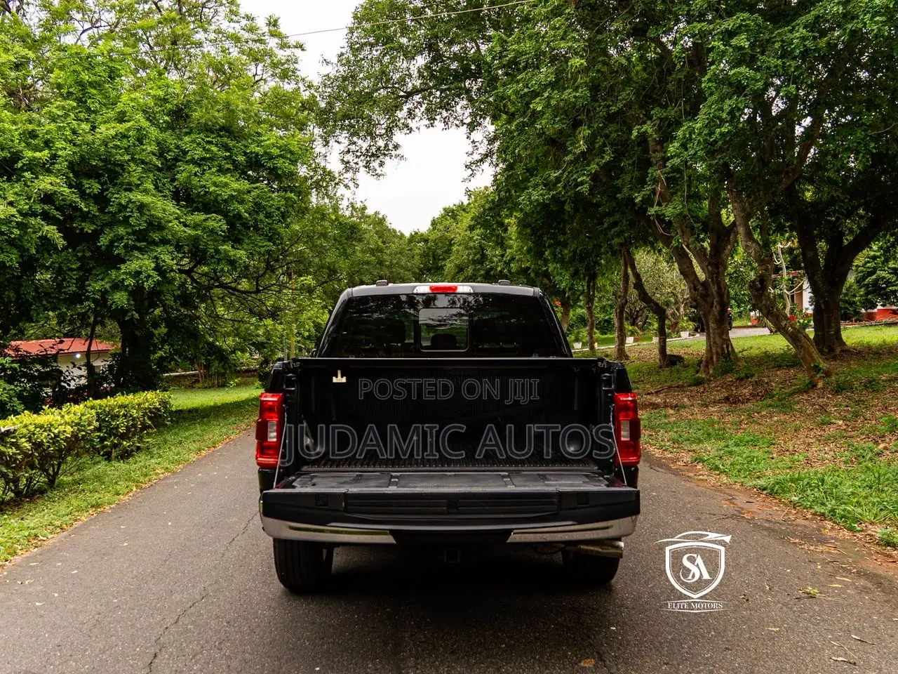 Ford F-150 XL 2023 Black