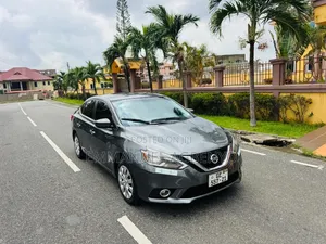 Nissan Sentra SR 2017 Silver