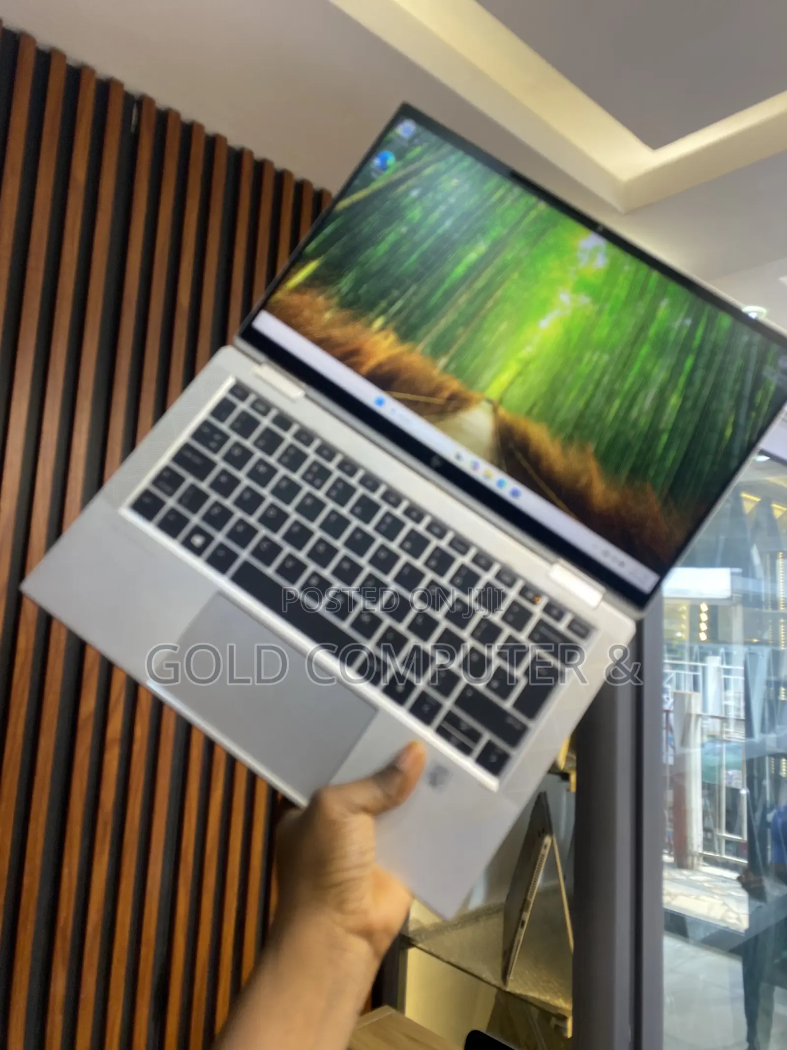 Laptop HP EliteBook x360 1030 G7 16GB Intel Core i7 SSD 512GB