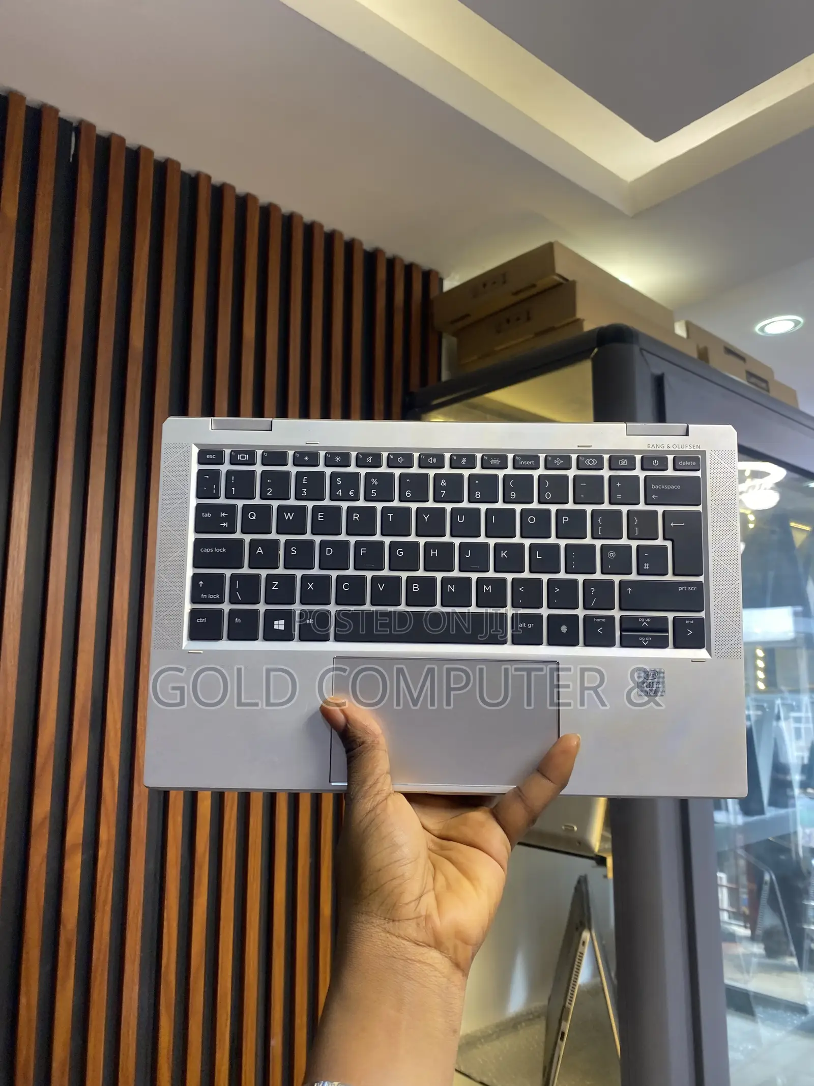 Laptop HP EliteBook x360 1030 G7 16GB Intel Core i7 SSD 512GB