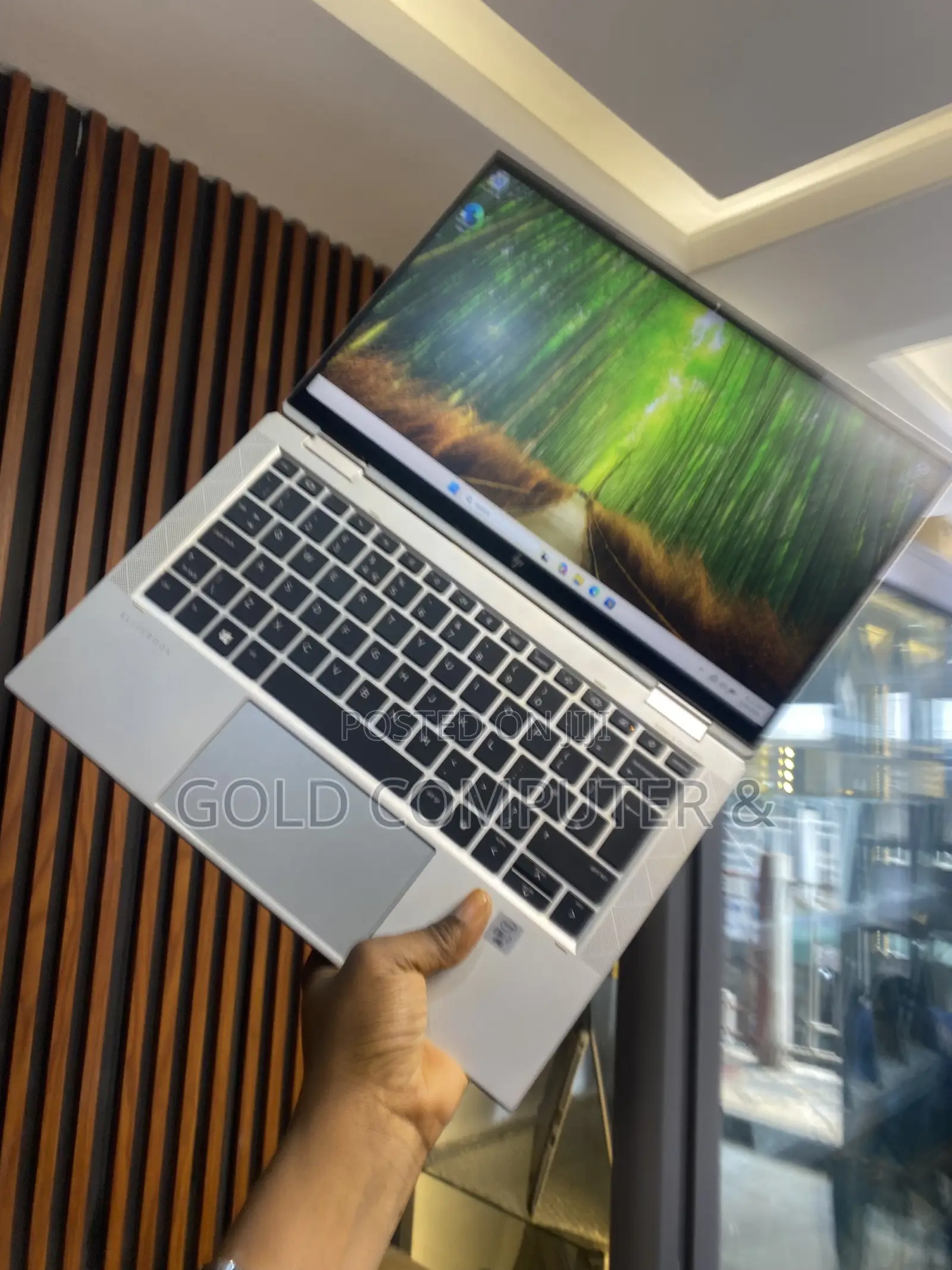 Laptop HP EliteBook x360 1030 G7 16GB Intel Core i7 SSD 512GB