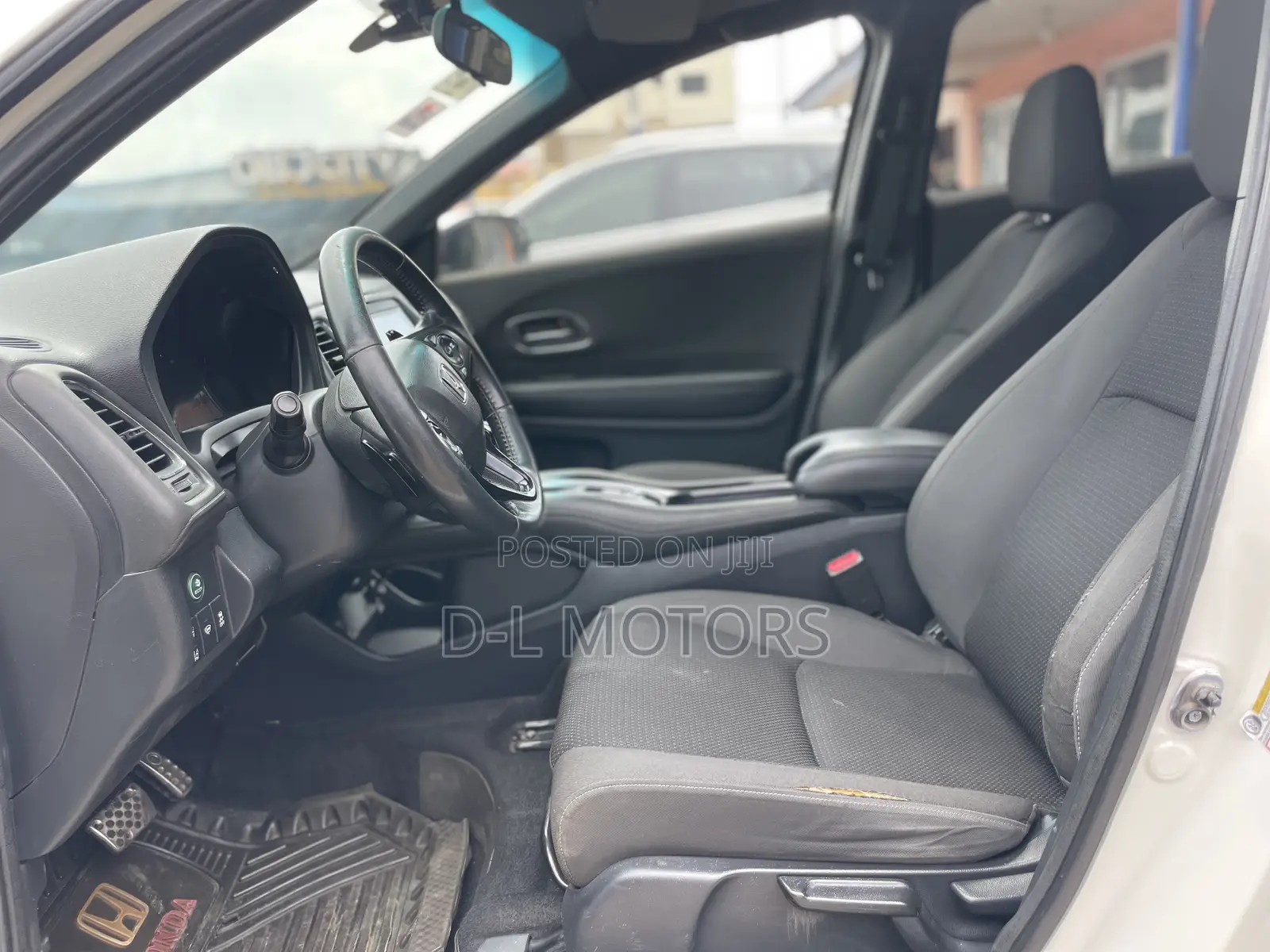 Honda HR-V Sport AWD 2019 White