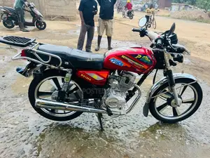 Royal RY125 2025 Red
