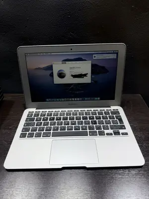 Laptop Apple MacBook Air 2012 8GB Intel Core i7 SSD 256GB