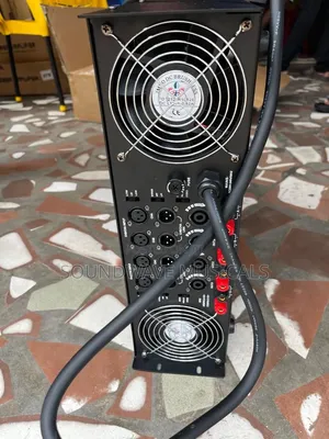 Martin Audio (Mt-2800 Bass Amplifier (