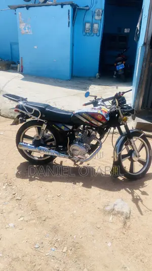 Royal RY125 2024 Black