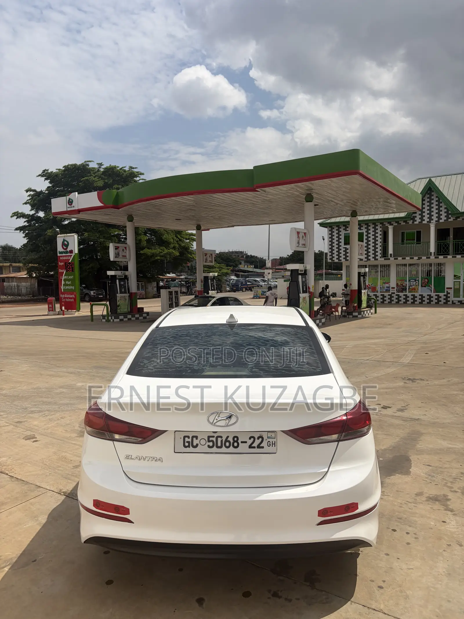Hyundai Elantra 2017 White