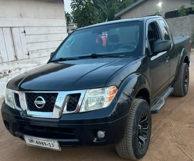 Nissan Frontier 2009 Black
