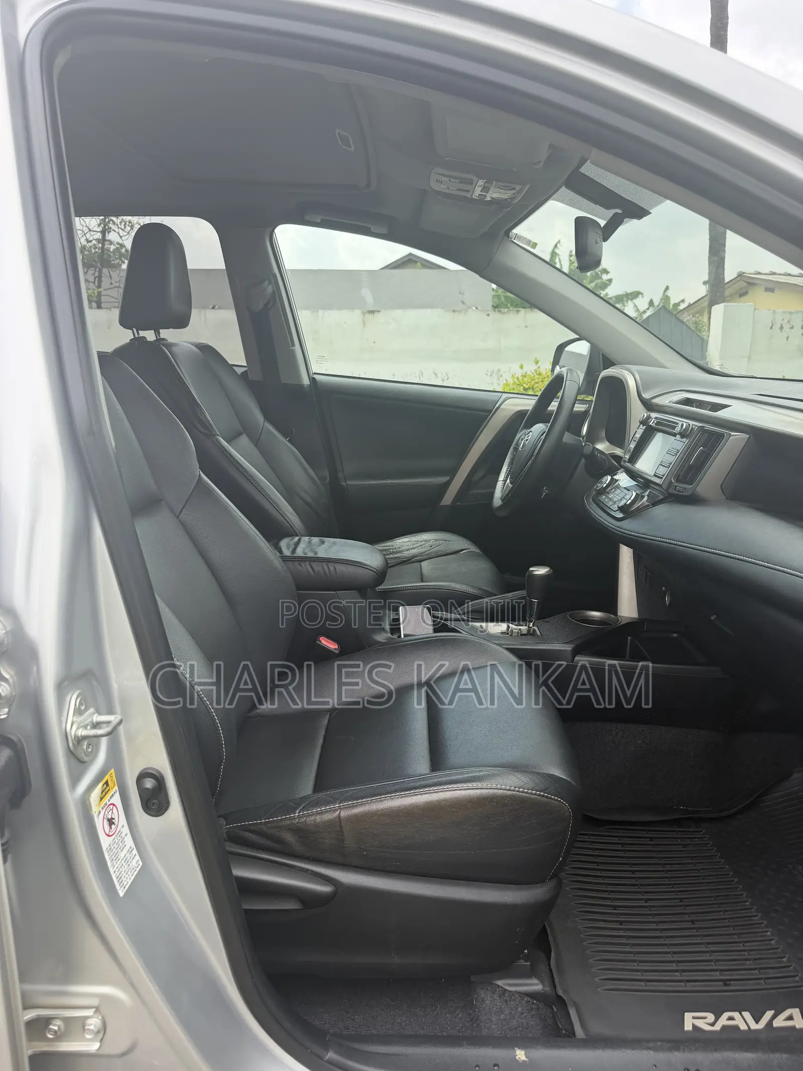 Toyota RAV4 Limited 4dr SUV (2.5L 4cyl 6A) 2015 Silver