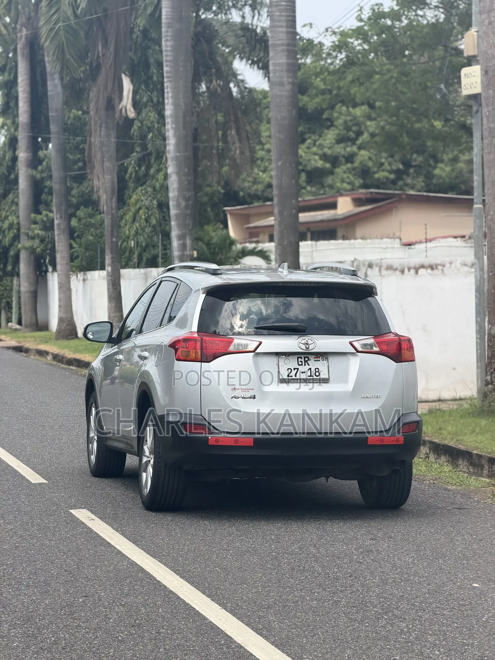Toyota RAV4 Limited 4dr SUV (2.5L 4cyl 6A) 2015 Silver