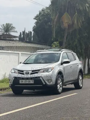 Toyota RAV4 Limited 4dr SUV (2.5L 4cyl 6A) 2015 Silver